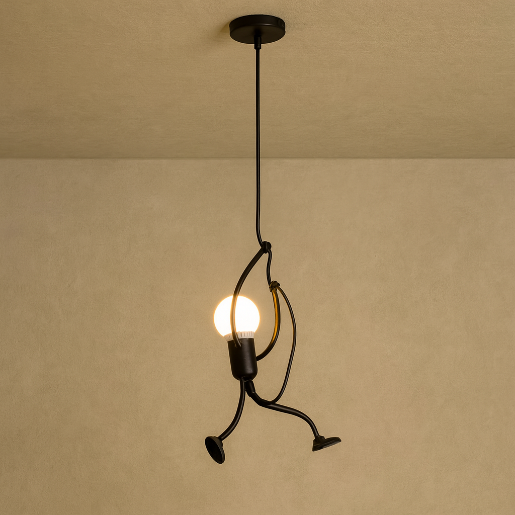 Suspension Petit homme en fer