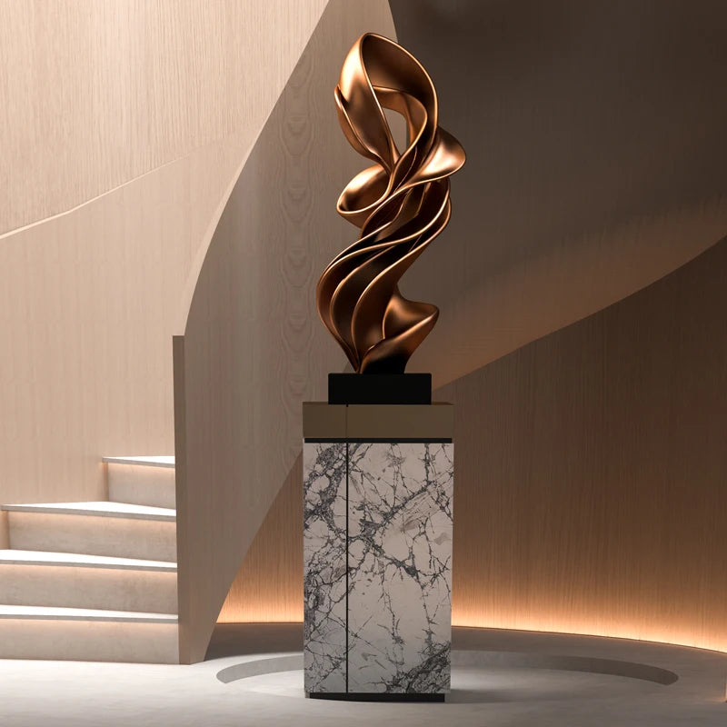 Sculpture abstraite moderne dorée