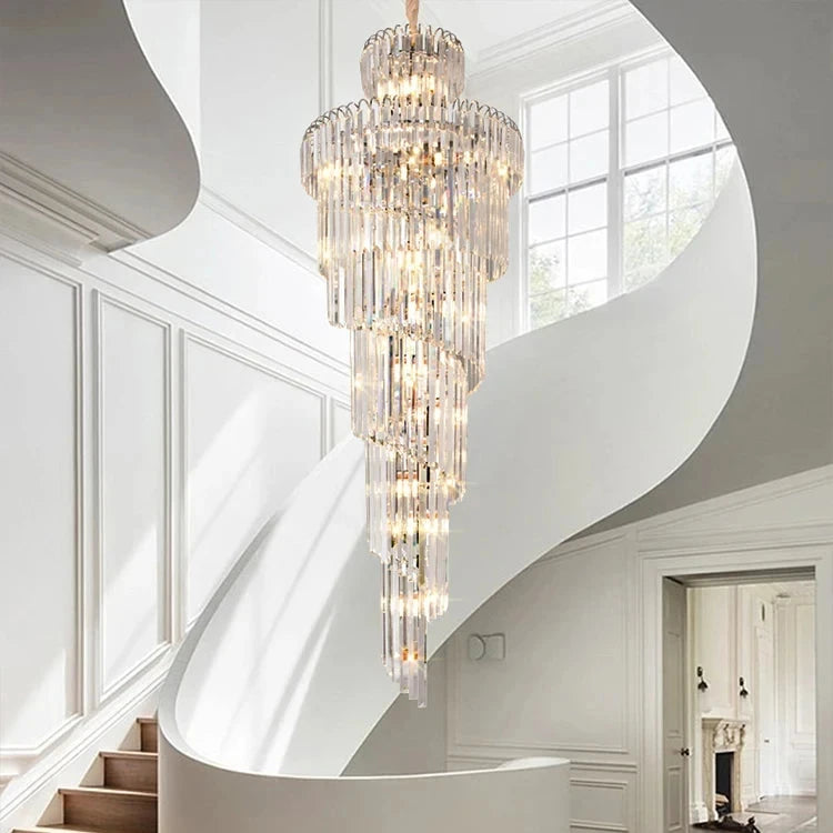 Lustre cascade cristal doré escalier